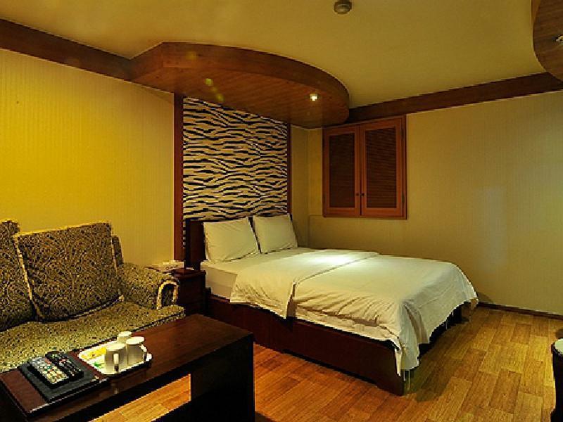 Abata Business Hotel Kōyō Eksteriør bilde